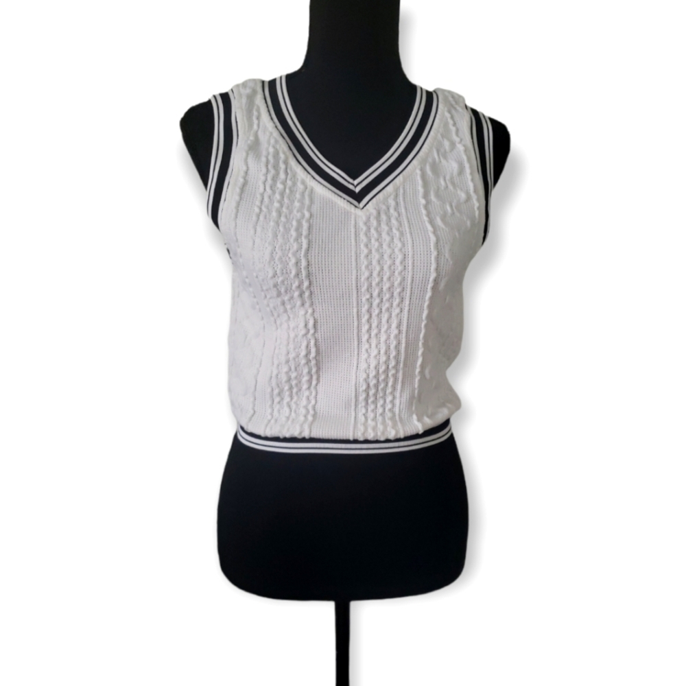 SHEIN cropped sleeveless top NWOT